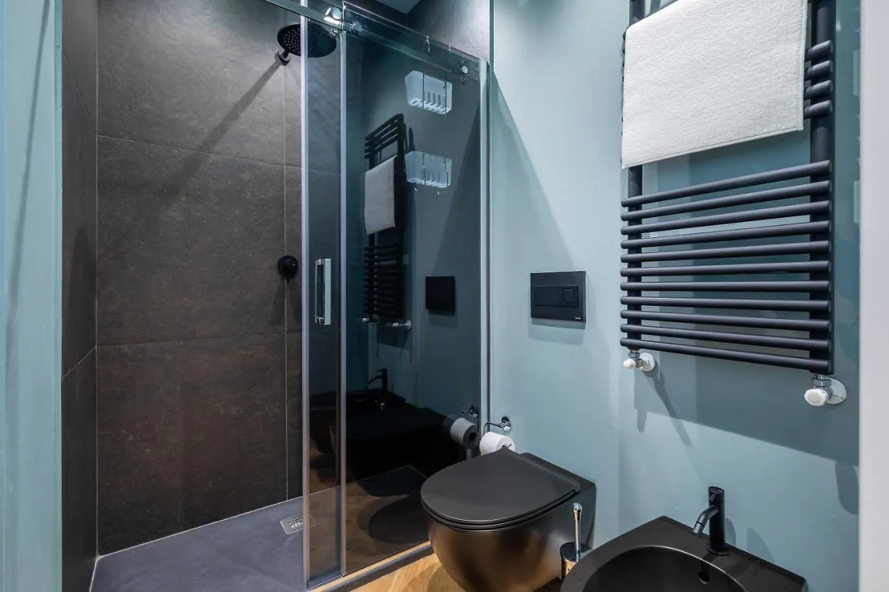 Deluxe Apartment Milan - Duomo - Milan Lin Airport