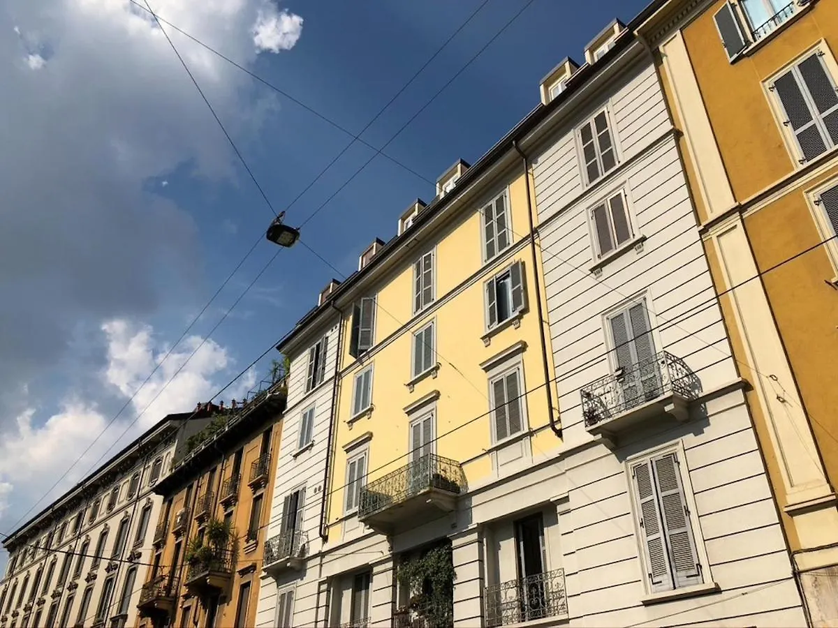 Deluxe Apartment Milan - Duomo - Milan Lin Airport